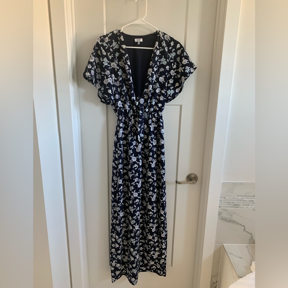 TOBI Blue Floral Maxi Dress. Size Small.